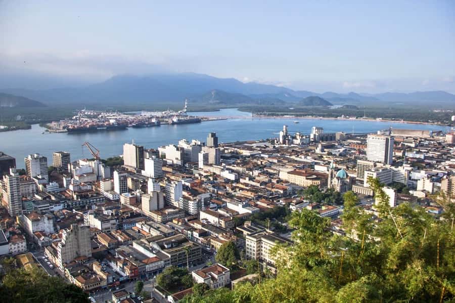 10-hour beach tour Santos: Shared with Tickets & Lunch - Pelé’s story inside the Pelé Museum