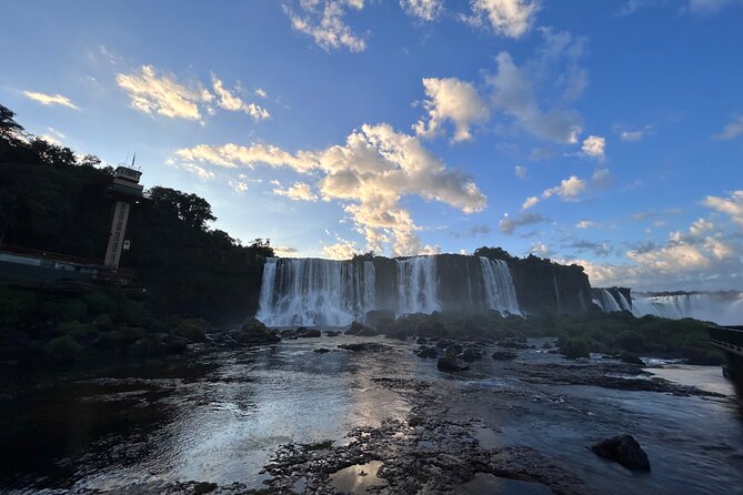 2-Days PRIVATE Brasil & Argentina Experience Iguazu Falls - Day two: Argentina’s walkways and Devil’s Throat
