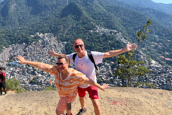 2h30 circuit in the Vidigal Favela - Walking Vidigal’s lanes after the descent