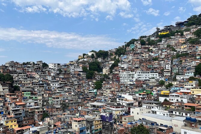 2h30 circuit in the Vidigal Favela - A 30-minute pause at a resident’s home