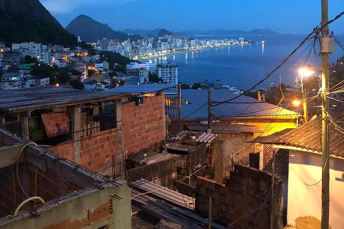 A socio-educational and gastronomic experience in the Vidigal favela - Who will enjoy this three-hour outing