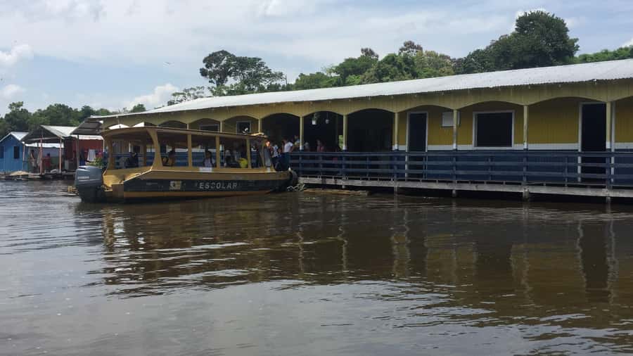Amazonas: Boat Ride with a Local Amazonian - What the three-hour schedule feels like