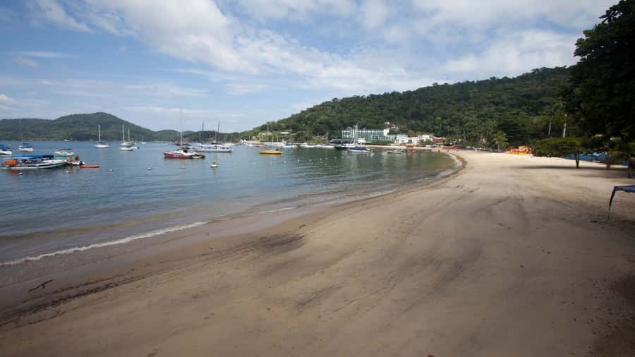Angra dos Reis: Boat Tour in Ilha Grande and Lagoa Azul - Is $20 good value for this route?