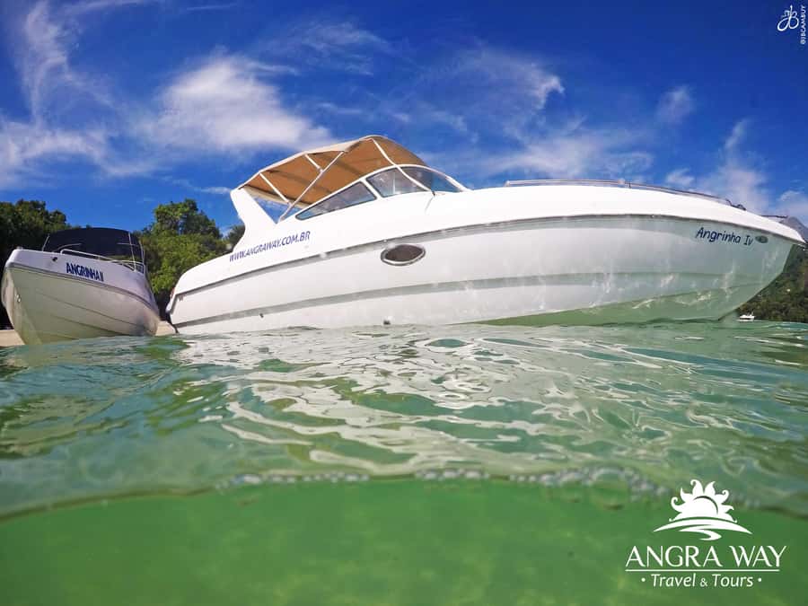 Angra dos Reis: Super Lagoa Azul Speedboat Tour - Lagoa Azul and the no-pier entry