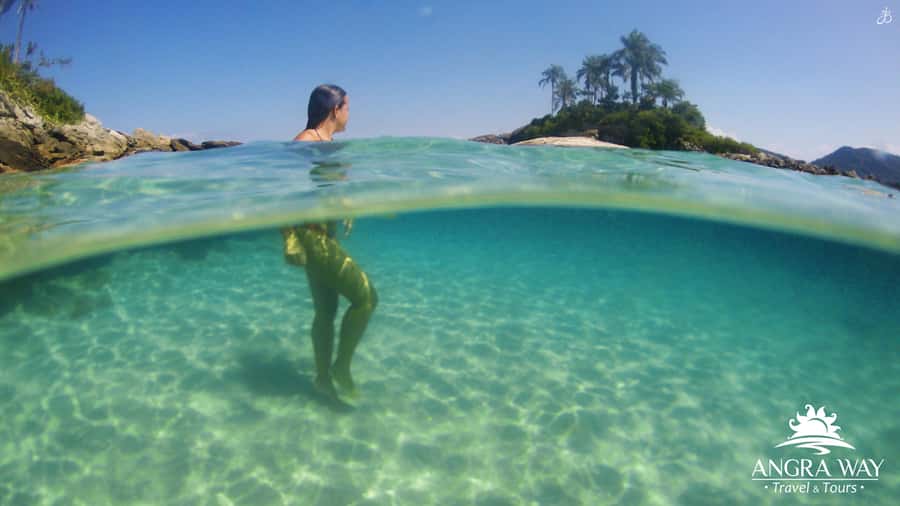 Angra dos Reis: Super Lagoa Azul Speedboat Tour - Cataguás Island and the first swim