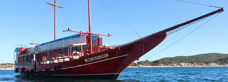 Armação dos Búzios: 3-Stop Schooner Boat Ride - Ilha Branca and Ilha Feia: island views and water time