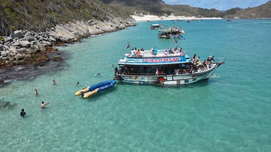 Arraial do Cabo: Boat Trip with Waterslide - Comfort, safety, and the practical details