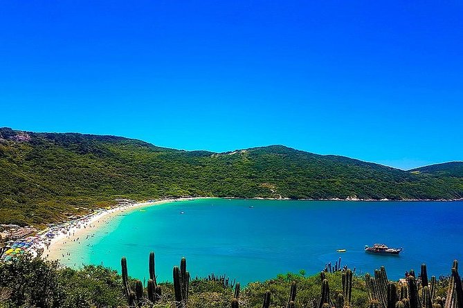Arraial do Cabo Tour from Rio de Janeiro - Lunch and the true price of the outing