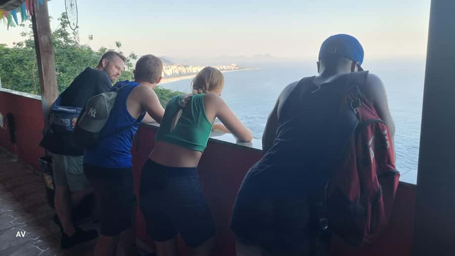 AVenturismo 2 Irmãos hill + Vidigal Favela - Should you book AVenturismo’s Dois Irmãos and Vidigal tour?