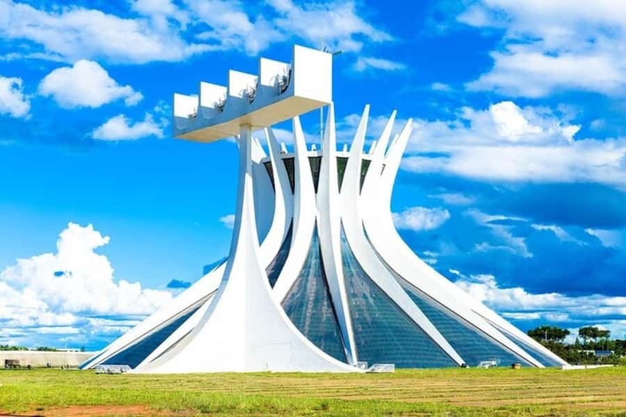 Brasilia : Private Custom Tour with a Local Guide - Why Brasilia benefits from a private guide