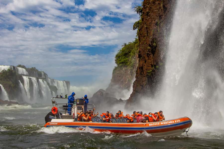 Brazil & Argentina: Iguazu Falls Both Sides in One Day - Key points at a glance
