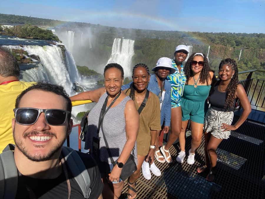 Brazilian Falls, Bird Park and Itaipu Dam - What the guide adds to the day