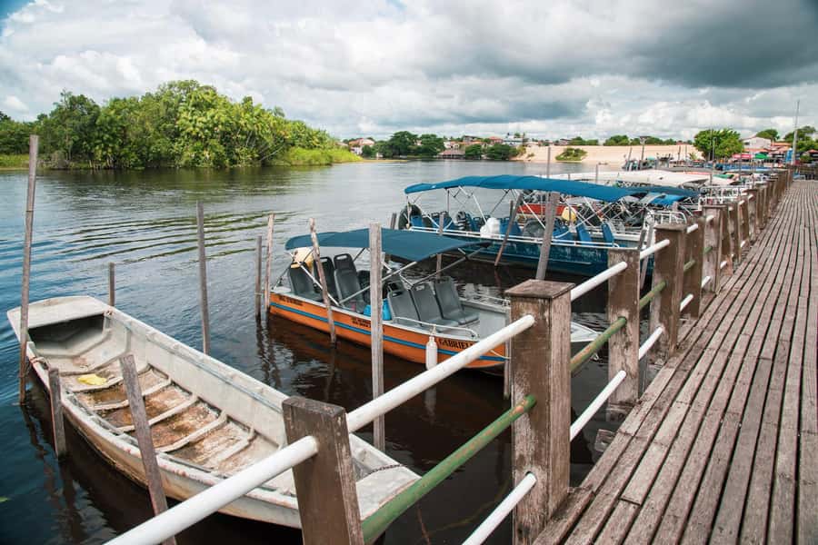 Caburé - Boat tour on the Rio Preguiças - The Rio Preguiças by speedboat