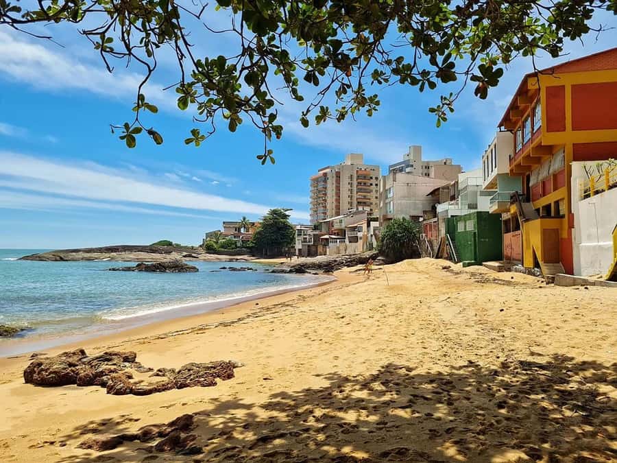 Ceará Beaches in one day - Morro Branco and its striped walls