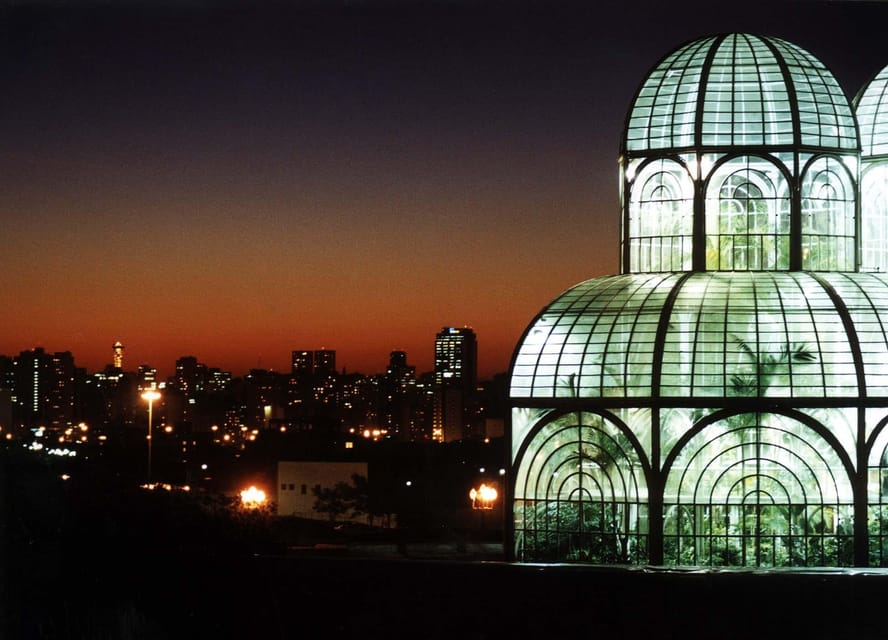 Curitiba: 4-Hour City-By-Night Tour with Dinner - The guide can make or break the evening