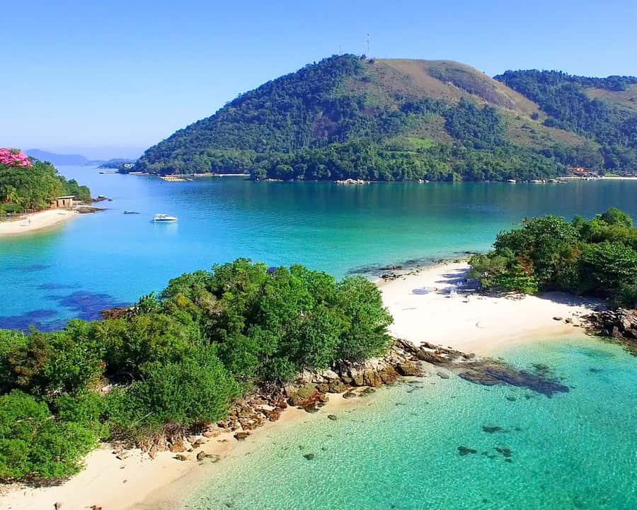 Discover Ilha Grande on a Boat Tour - Departing from Angra - The route: Santana, Lagoa Azul, Araçatibinha, and Lagoa Verde