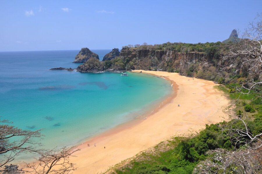 Discover Noronha: 7-Hour Ilhatour Adventure - Sueste Beach and the chance to see marine life
