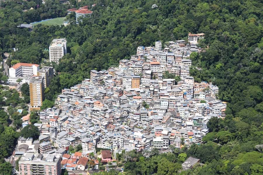 Discover Rocinha: Guided Tour of the Famous Favela - Walking Rocinha’s alleys and colorful streets