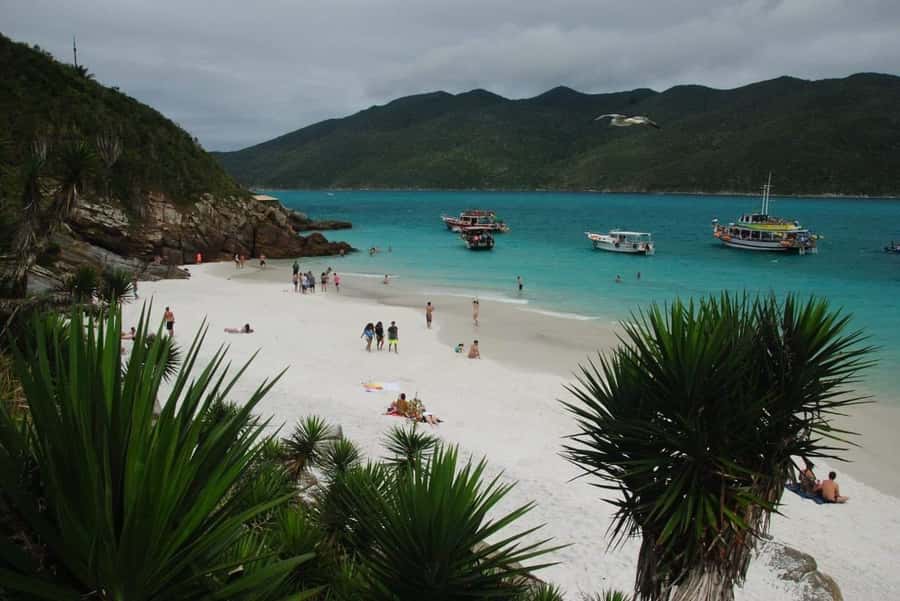 Excursão Arraial do Cabo com saída do Rio de Janeiro - Prainhas do Pontal do Atalaia and its famous staircase