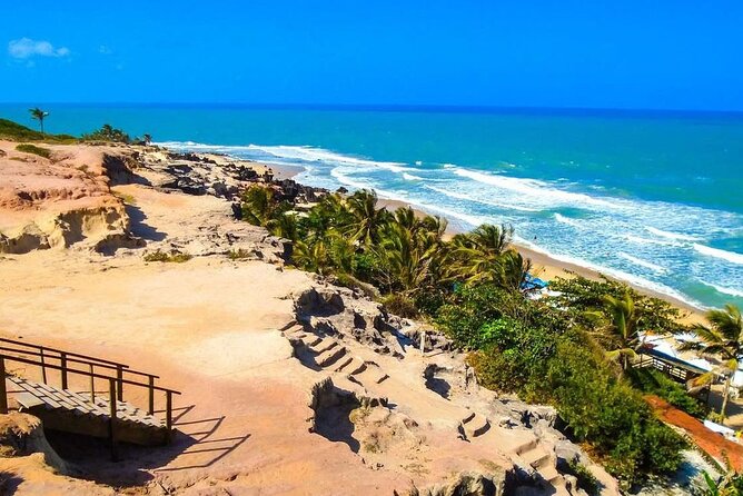 Excursion to Pipa in Rio Grande do Norte - The coastal setting around Pipa Beach