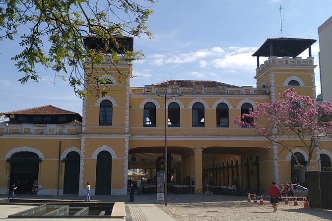 Florianópolis city tour (full day) - The guide and group size shape the day