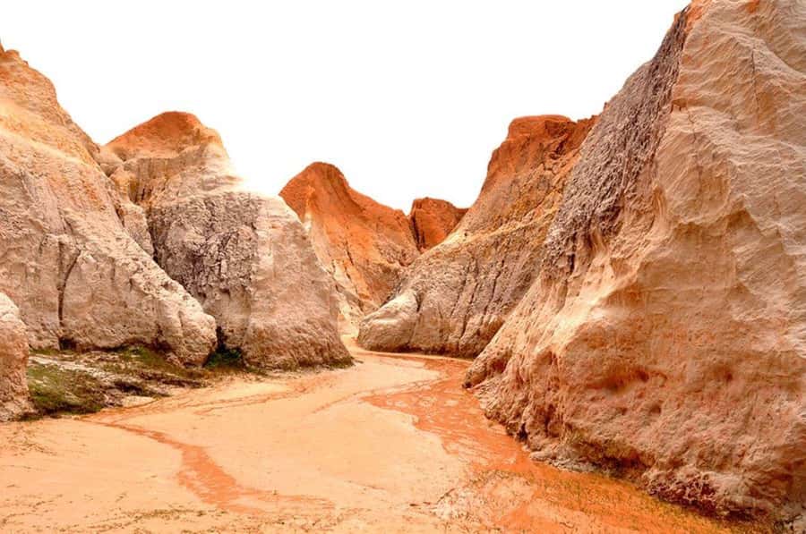 Fortaleza: Tour to Morro Branco and Fontes Beach - Choosing the buggy at Morro Branco