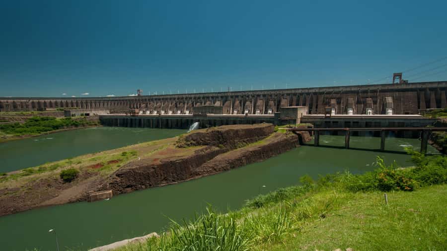 Foz do Iguaçu: Itaipu Hydroelectric Dam Guided Tour - Languages, clothing, and simple preparation