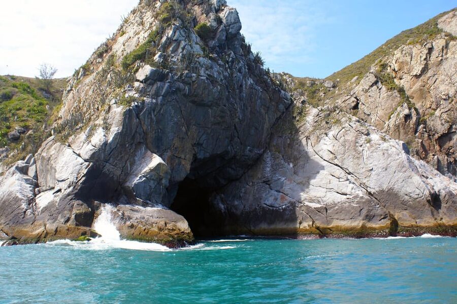 From Búzios: Arraial do Cabo with Boat Tour and BBQ Lunch - Praia do Forno and a quick swim
