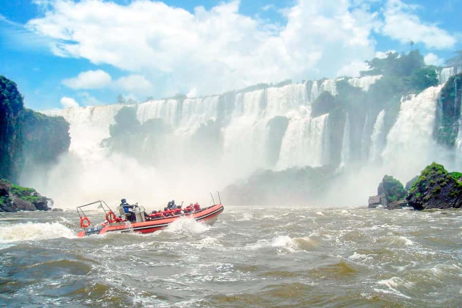 From Foz do Iguazu: Brazil Iguazu Falls & Macuco Safari Boat - The Brazilian walkway and Devil’s Throat