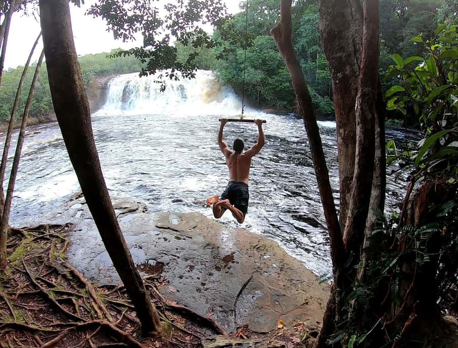 From Manaus: Presidente Figueiredo Waterfalls Daytrip - The morning ride from Manaus