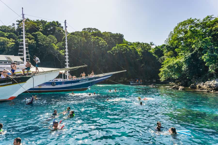 From Rio de Janeiro: Angra dos Reis Boat Trip with Lunch - What the $63 price really includes