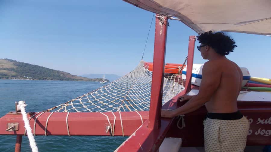 From Rio de Janeiro: Ilha Grande Day Trip - Lagoa Azul puts the water first