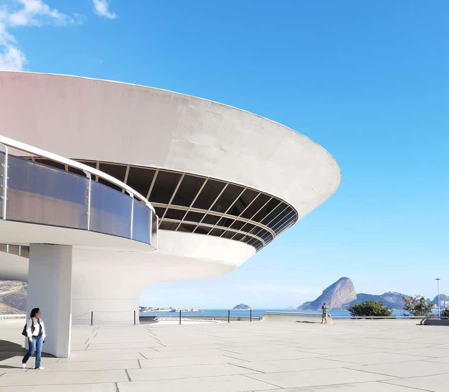 From Rio de Janeiro: Niterói Day Trip - The MAC, Niterói’s flying-saucer museum