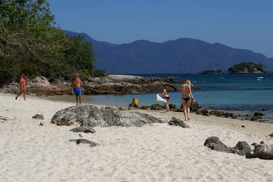 From Rio: Full-Day Angra dos Reis Cruise & Island Tour - The schooner ride through Angra dos Reis