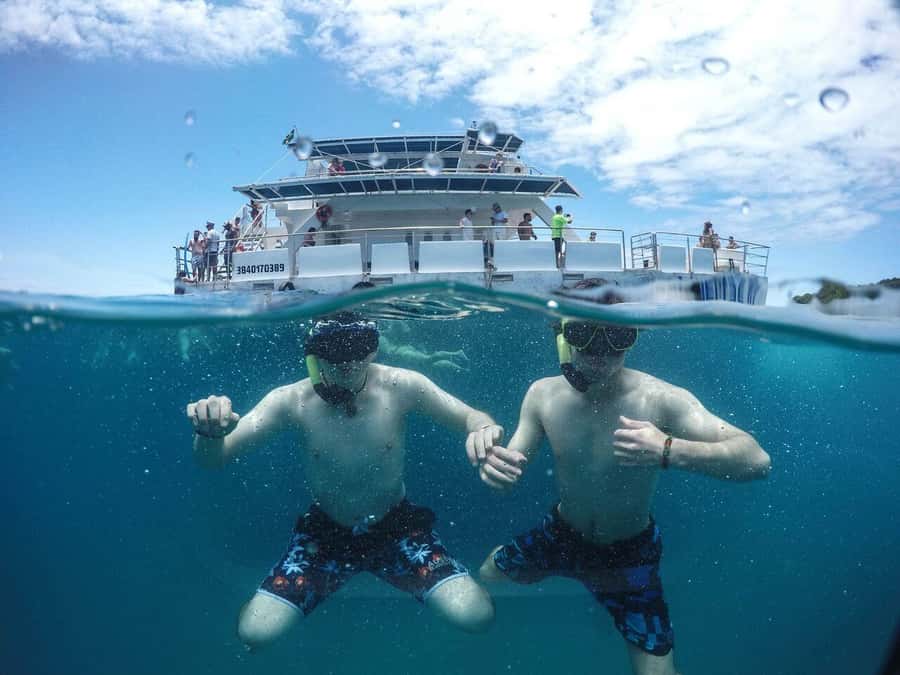 From Rio: Full Day in Búzios with Catamaran Tour and Lunch - João Fernandinho, Branca Island, and Feia Island