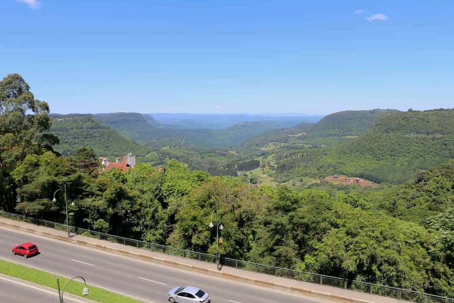 Gramado and Canela: Private Daytour from Porto Alegre - Lunch and chocolate shops in Gramado