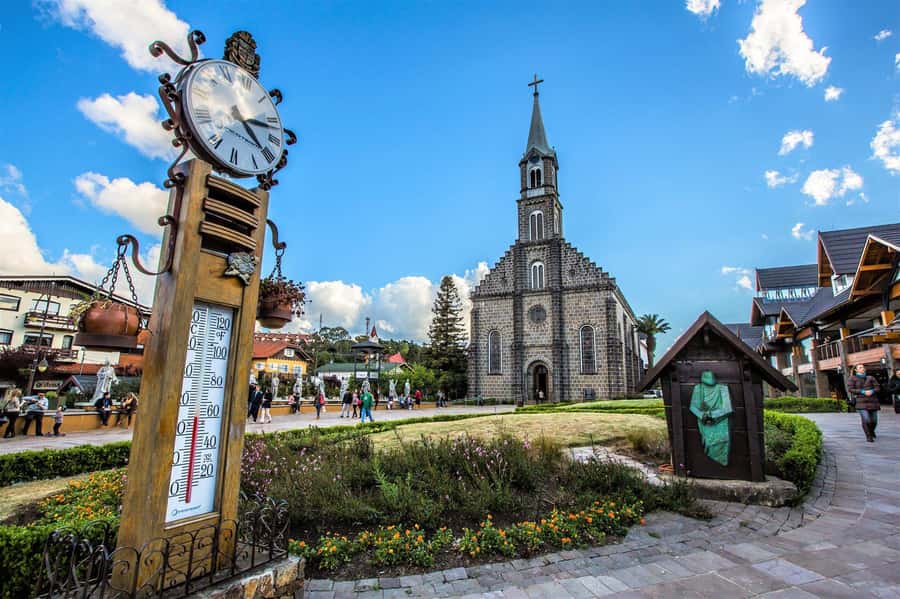 Gramado and Canela private trip with English speaking guide - Gramado: architecture, chocolate, and careful planning