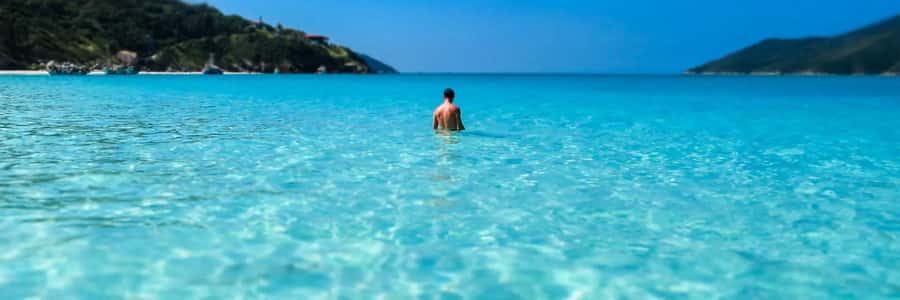 Guided Tour to Arraial (Departing from Arraial) - Fenda de Nossa Senhora and the first coastal views