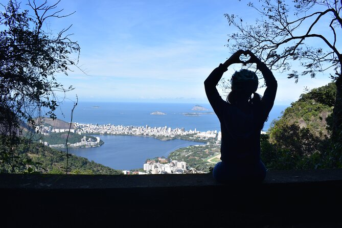 Half Day Private E-Bike Tour in Rio - Alto da Boa Vista and the reality of the hills