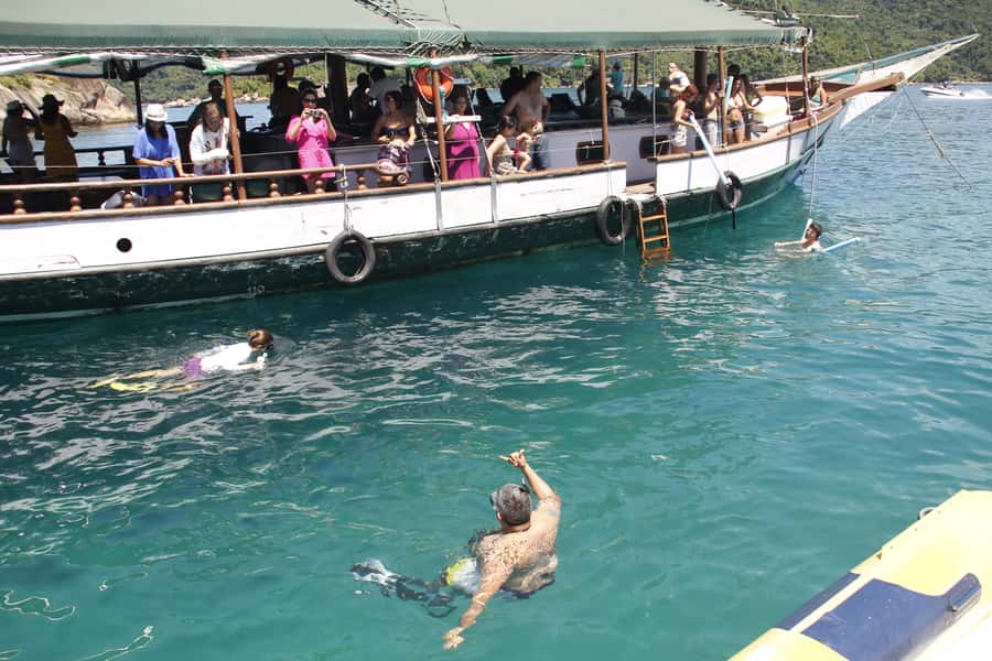 Half-Day Schooner Cruise and Snorkeling in Paraty Bay - Blue Lagoon, lunch, and a swim in clear water