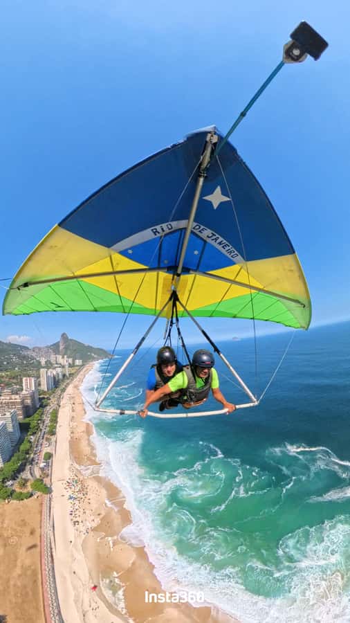 Hang gliding flight in Rio de Janeiro - Luciano Popó’s role in the flight