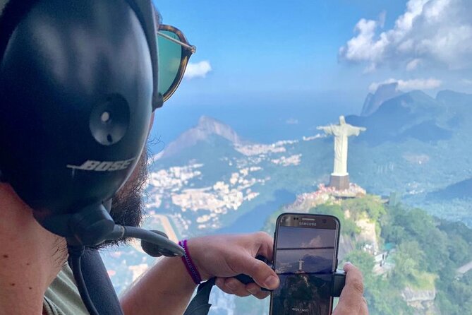 Helicopter tour in Rio de Janeiro - 25 Minutes - Seeing Rio’s famous sights in one wide sweep