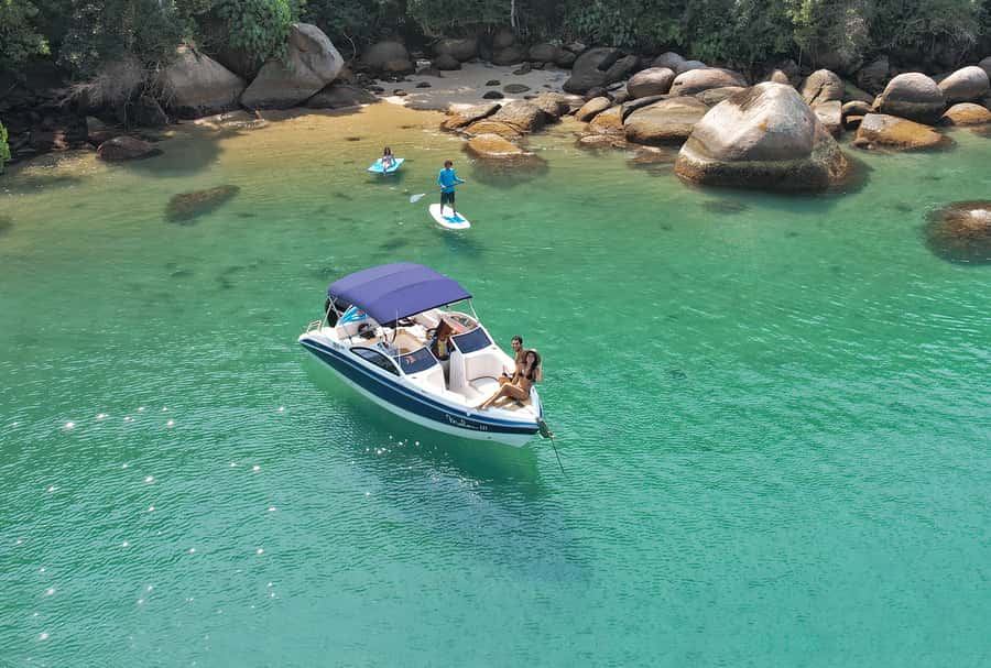 Idyllic Islands Private Speedboat Tour in Paraty - Clear Water, Swimming, and Snorkeling