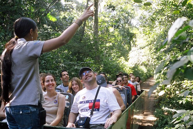 Iguassu Falls Combo Tour: Visit to the Brazilian side and Waterfall Boat Ride - Starting at 8 a.m. from Foz do Iguaçu