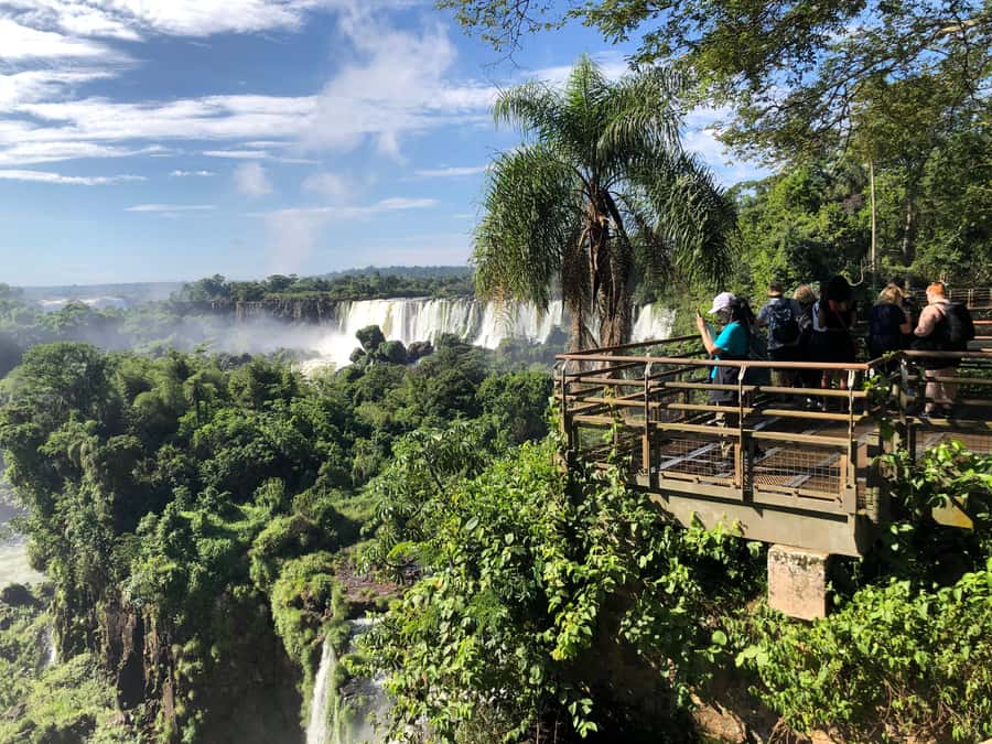 Iguassu Waterfalls: 1 Day Tour Brazil and Argentina's sides - Why seeing both sides of Iguassu Falls matters