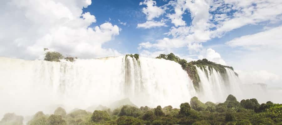 Iguazu Falls: 2-Day Argentinian and Brazilian Iguazu Falls - Day one: Argentinas Upper Circuit and Lower Circuit