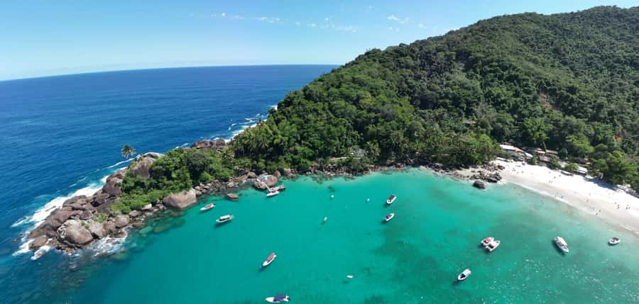 Ilha Grande: 360° Circumnavigation Speed Boat Tour - 8h - Parnaioca gives you more time ashore