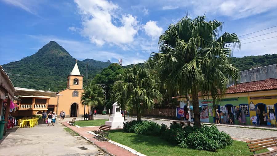 Ilha Grande: Private Historic Walking Tour with Natural Pool - Unpaved trails through Atlantic forest