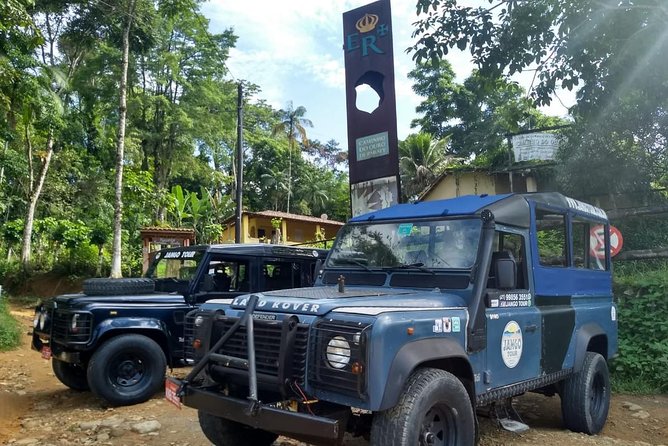 Jipe 4x4 Private 3hr Waterfalls and Waterfall Paraty by Jango Tour - Tobogã Waterfall and its 20-meter rock slide