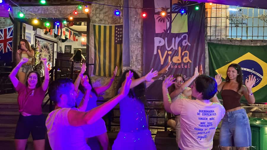 Latin Music Dance Class + DJs + 2 Free Drinks - Key points to know before you book